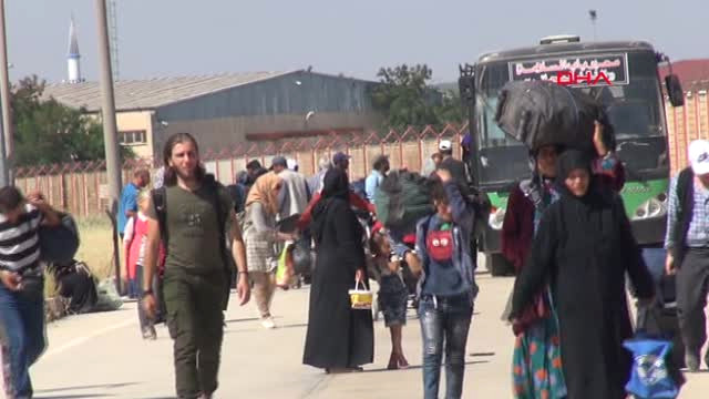 Kilis Bayram Ziyaretine Giden Suriyelilerin Dönüşü Sürüyor
