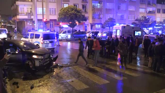 Kilis’te Otomobiller Çarpıştı: 4 Yaralı