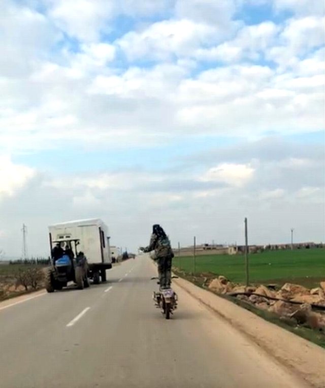Suriyeli Genç Motosikletle Ölümü Hiçe Saydı