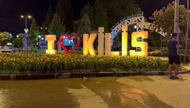 Kilis ve Etraf Vilayetlerde Hissedilen 5,2 Büyüklüğündeki Zelzele