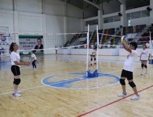 Kilis’te Fabrika Voleybol Okulu Hizmete Girdi