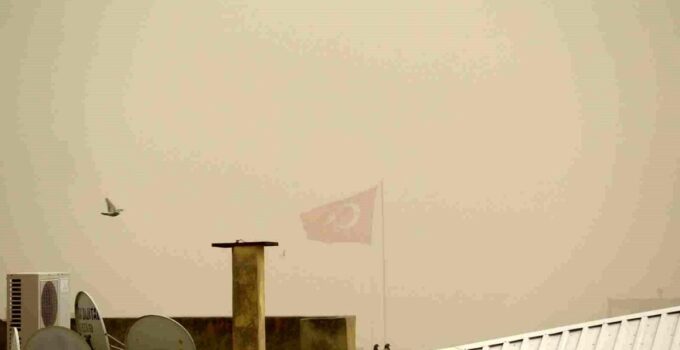 Kilis’te toz taşınımı hayatı olumsuz etkiliyor