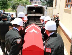 Kıbrıs gazisi İbrahim Halil Tüfekçiyaşar son seyahatine uğurlandı