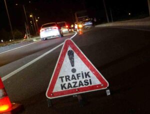 Kilis’te motosiklet ile araba çarpıştı: 2 yaralı