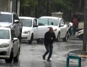 Kilis’te yağış tesirli oldu