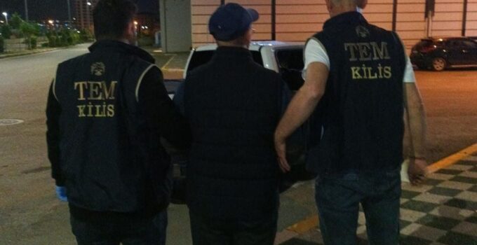 MİT ve Emniyet’ten ortak operasyon: FETÖ firarisi yakalandı