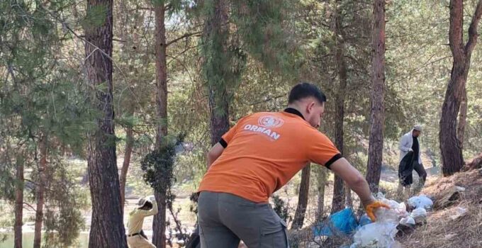 Kilis’te Tahtaköprü Barajı etrafındaki kirliliğe gruplar anında müdahale etti